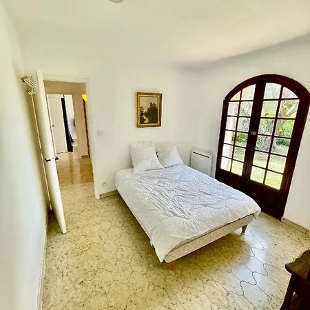 Maison En Provence Avec Piscine Holiday home *